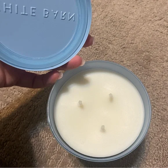 New ~ {Bath & Body Works} 3-Wick Candle | Sun Drenched Linen (14.5 oz) - Picture 3 of 13